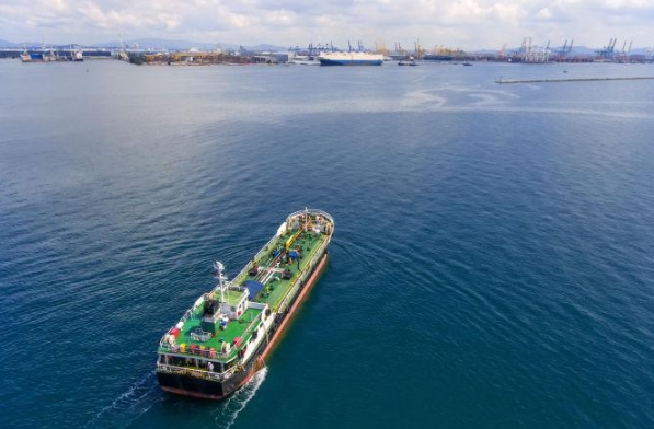 隨著北方航線的逐漸開發(fā)，俄羅斯海運正迎來前所未有的發(fā)展機(jī)遇